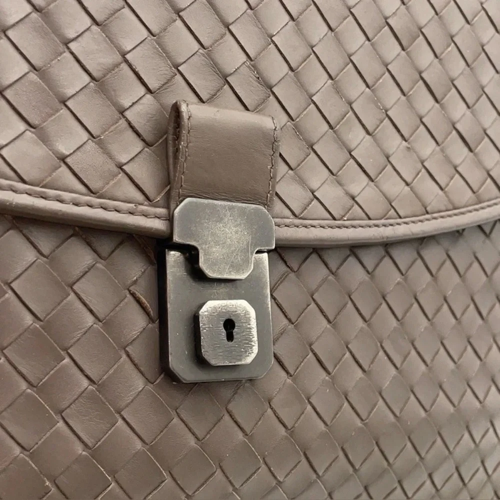 BOTTEGA VENETA Unisex Sophisticated Intrecciato Grey Woven Leather Briefcase